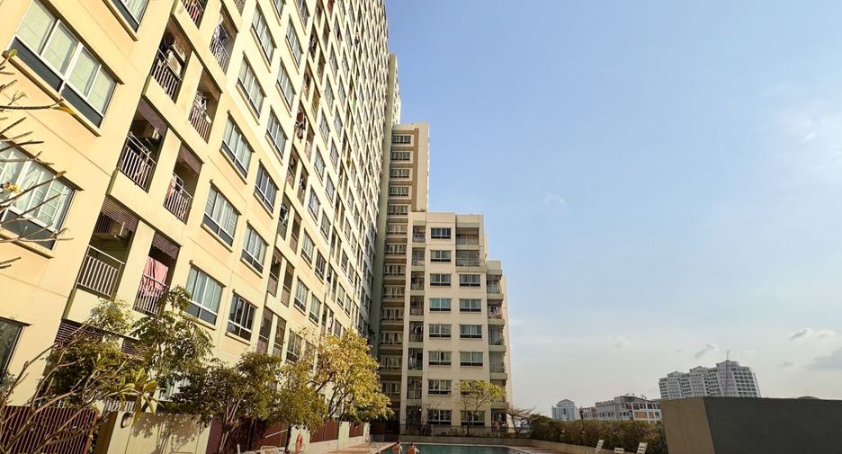 For sale 2 bedrooms condo in Bang Kapi, Bangkok
