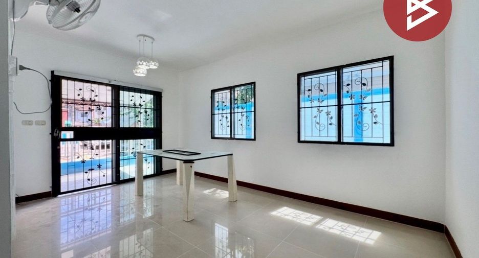 Reihenhaus zum Kauf mit 4 Zimmer in Mueang Samut Prakan, Samut Prakan