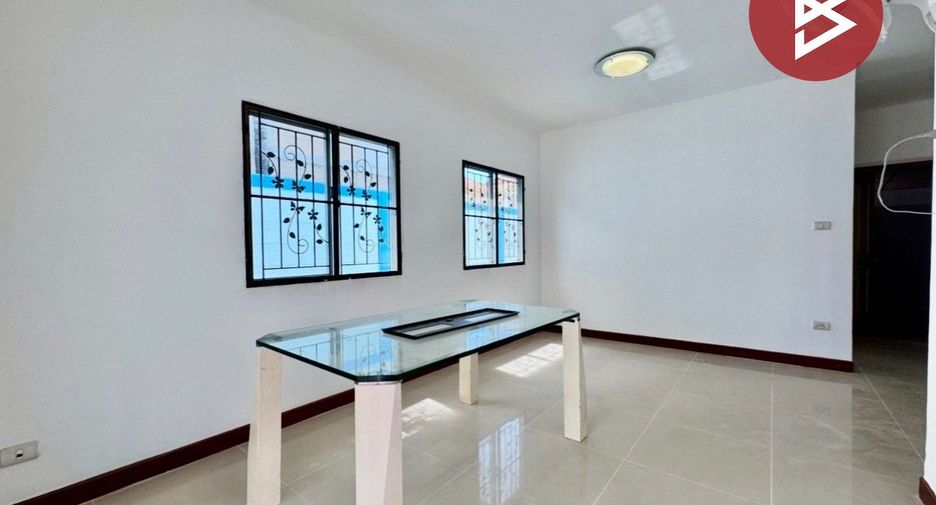 Reihenhaus zum Kauf mit 4 Zimmer in Mueang Samut Prakan, Samut Prakan