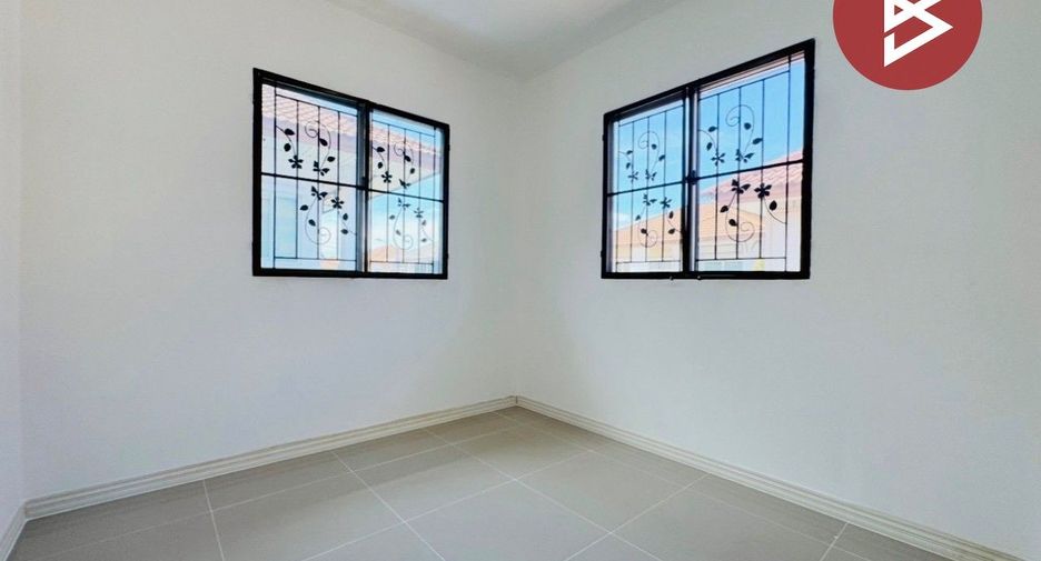 Reihenhaus zum Kauf mit 4 Zimmer in Mueang Samut Prakan, Samut Prakan