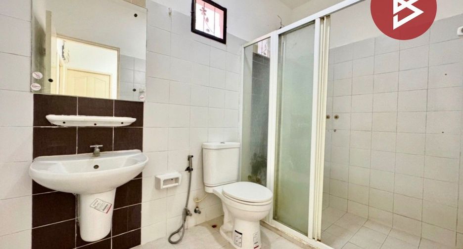 Reihenhaus zum Kauf mit 4 Zimmer in Mueang Samut Prakan, Samut Prakan