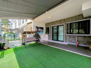 For rent 3 bedrooms townhouse in Bang Phli, Samut Prakan