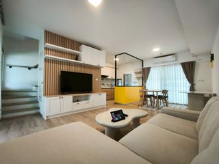 For rent 3 bedrooms townhouse in Bang Phli, Samut Prakan
