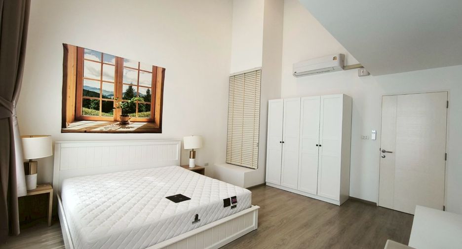 For rent 3 bedrooms townhouse in Bang Phli, Samut Prakan