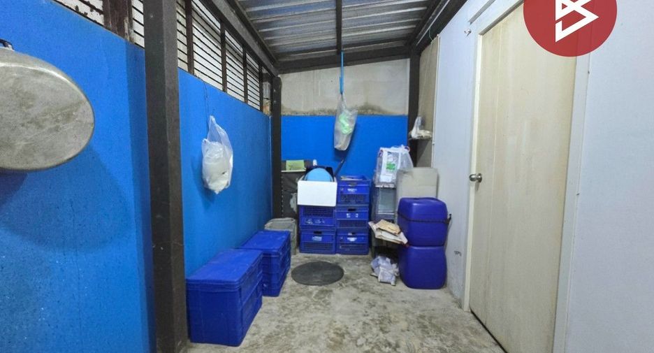 For sale 2 bedrooms townhouse in Phra Samut Chedi, Samut Prakan