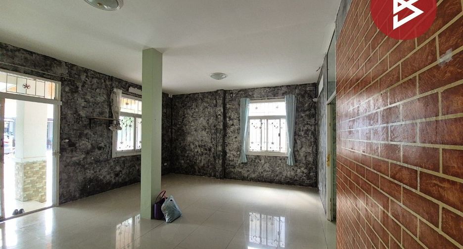 Haus zum Kauf mit 3 Zimmer in Lam Luk Ka, Pathum Thani