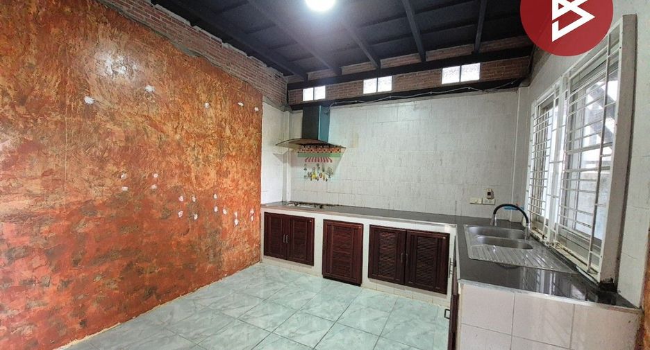 Haus zum Kauf mit 3 Zimmer in Lam Luk Ka, Pathum Thani