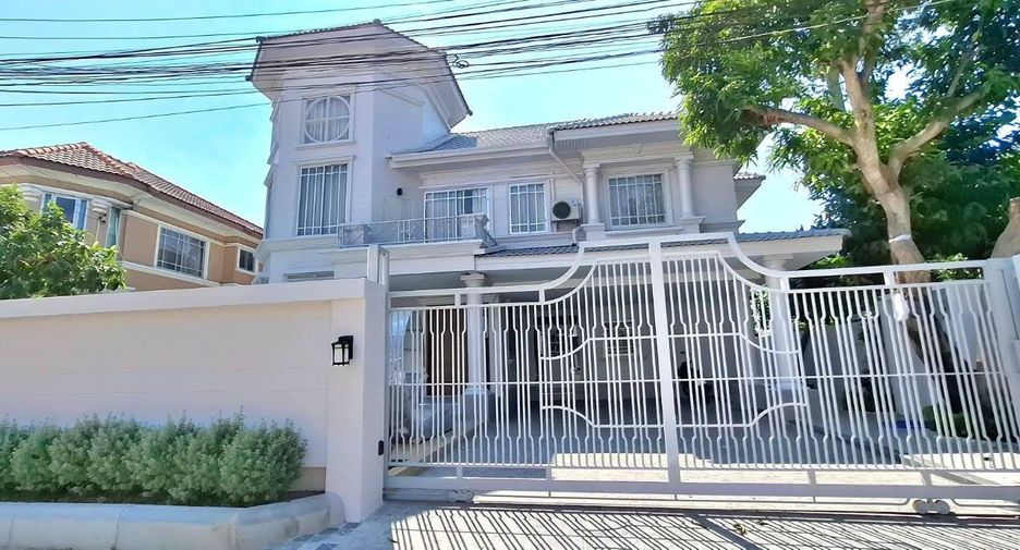For sale 4 bedrooms villa in Bang Lamung, Chonburi