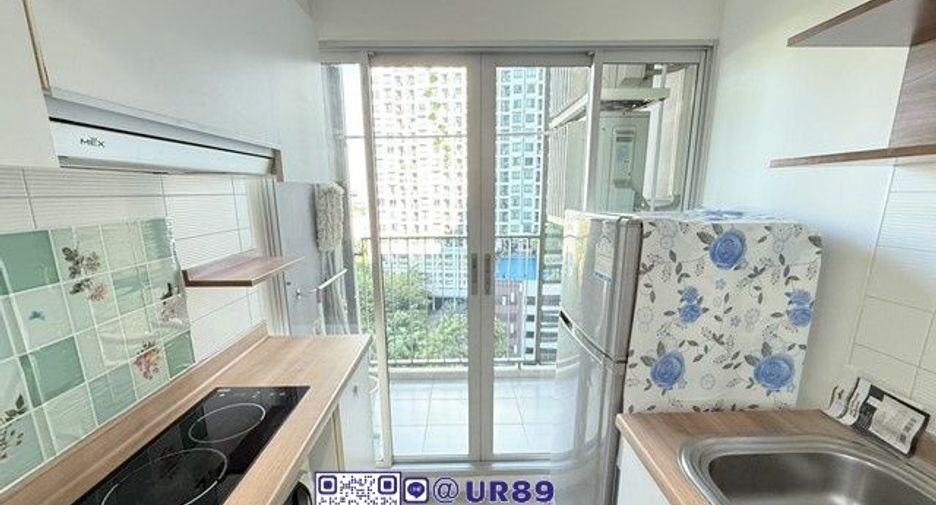 For rent 1 bed condo in Watthana, Bangkok