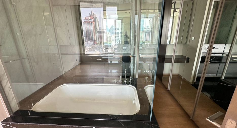For rent 1 bed condo in Sathon, Bangkok