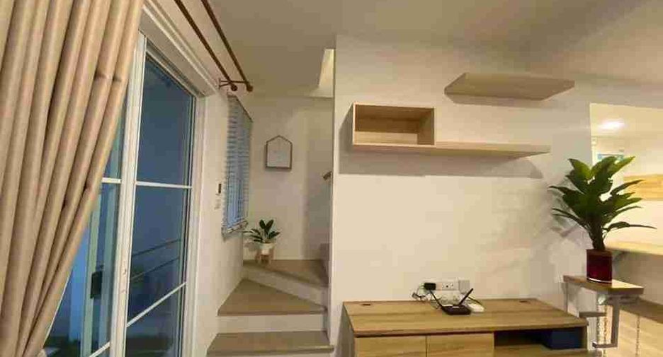 For rent 2 bedrooms townhouse in Prawet, Bangkok