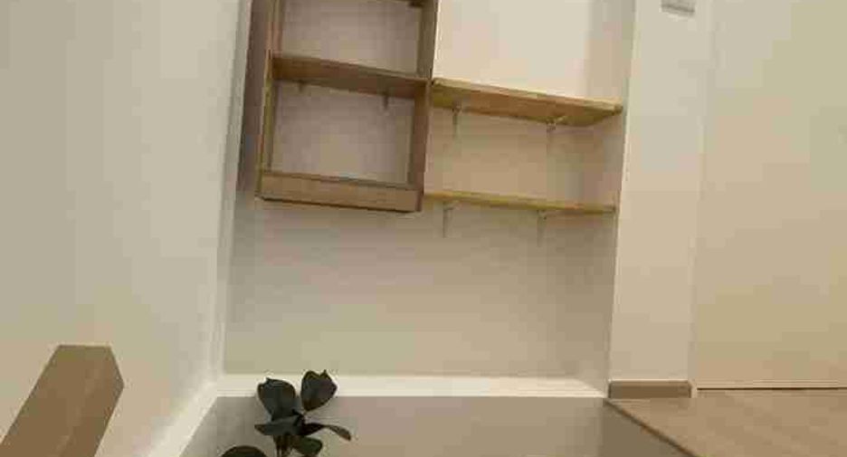 For rent 2 bedrooms townhouse in Prawet, Bangkok