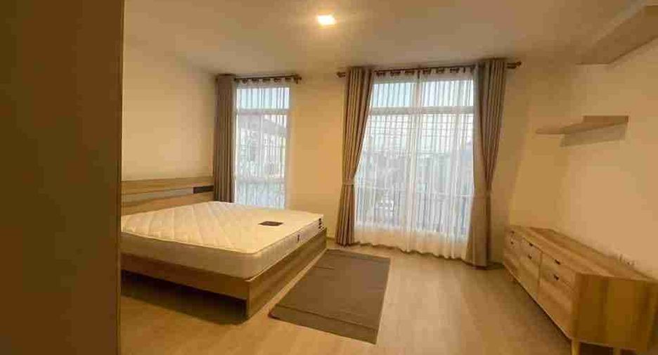 For rent 2 bedrooms townhouse in Prawet, Bangkok