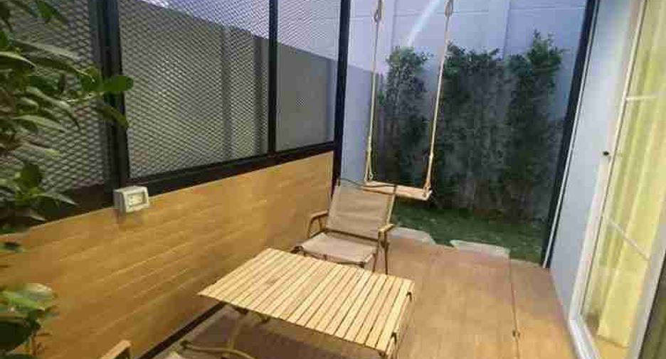 For rent 2 bedrooms townhouse in Prawet, Bangkok
