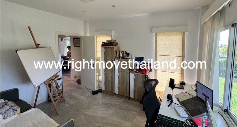 For sale 3 bedrooms house in Hua Hin, Prachuap Khiri Khan