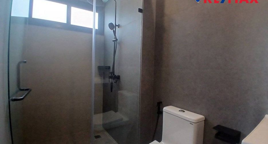 For rent 3 bedrooms house in Bang Lamung, Chonburi