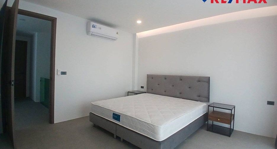 For rent 3 bedrooms house in Bang Lamung, Chonburi