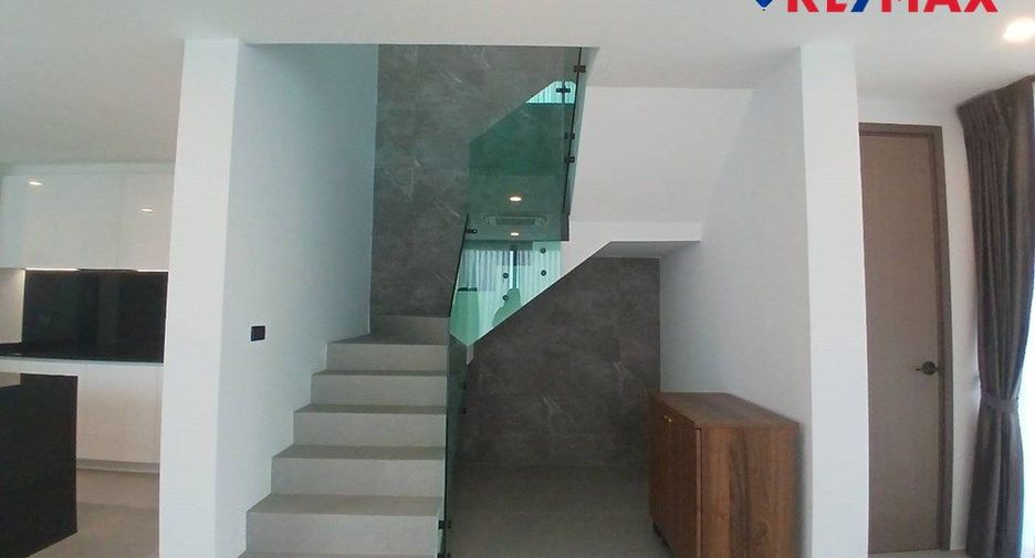 For rent 3 bedrooms house in Bang Lamung, Chonburi