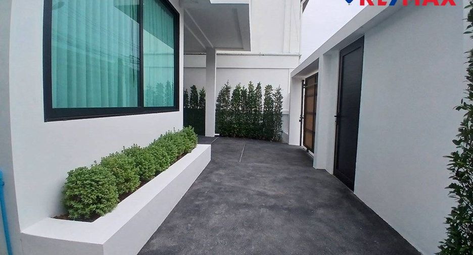 For rent 3 bedrooms house in Bang Lamung, Chonburi