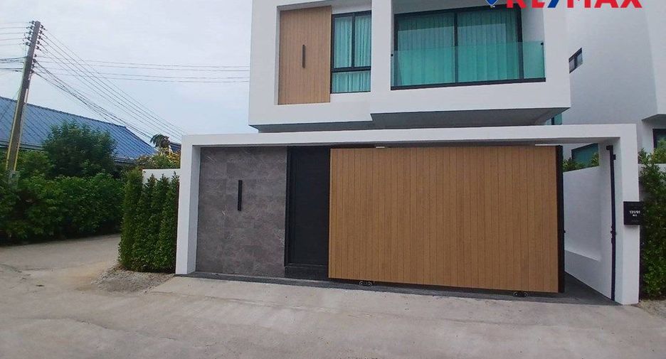 For rent 3 bedrooms house in Bang Lamung, Chonburi
