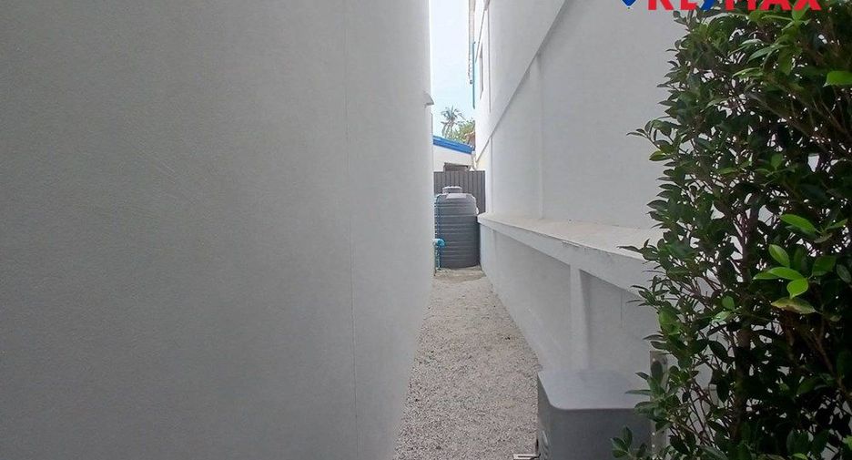 For rent 3 bedrooms house in Bang Lamung, Chonburi