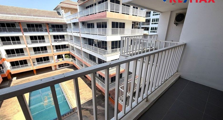 For sale studio condo in Bang Lamung, Chonburi