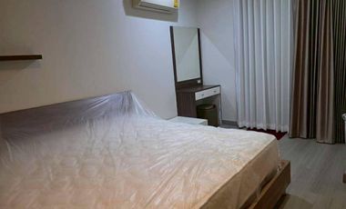 Wohnung zur Miete mit 2 Zimmer in Khlong Toei, Bangkok