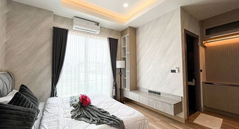 Villa en venta de 4 habitaciones en Bang Lamung, Chonburi