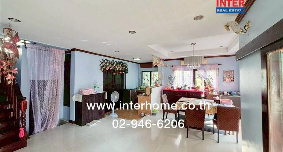 For sale 4 bedrooms house in Bang Khae, Bangkok