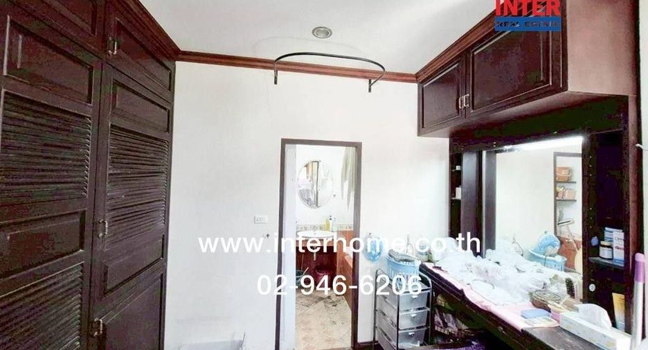 For sale 4 bedrooms house in Bang Khae, Bangkok