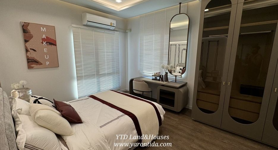 Haus zur Miete mit 4 Zimmer in Bang Phli, Samut Prakan