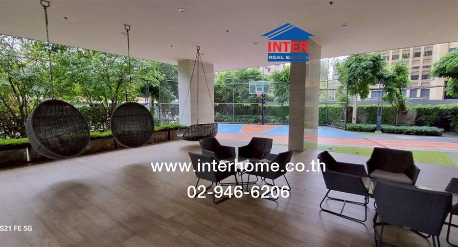 For sale 1 bed condo in Phaya Thai, Bangkok