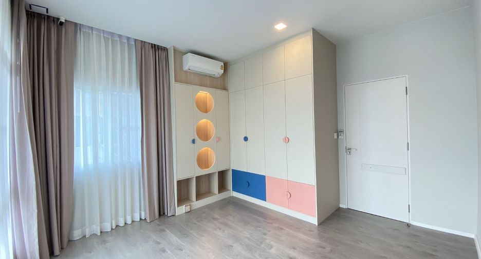 Casa en alquiler de 4 habitaciones en Prawet, Bangkok