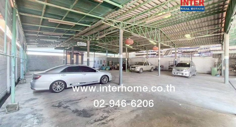 For sale 4 bedrooms warehouse in Pak Kret, Nonthaburi