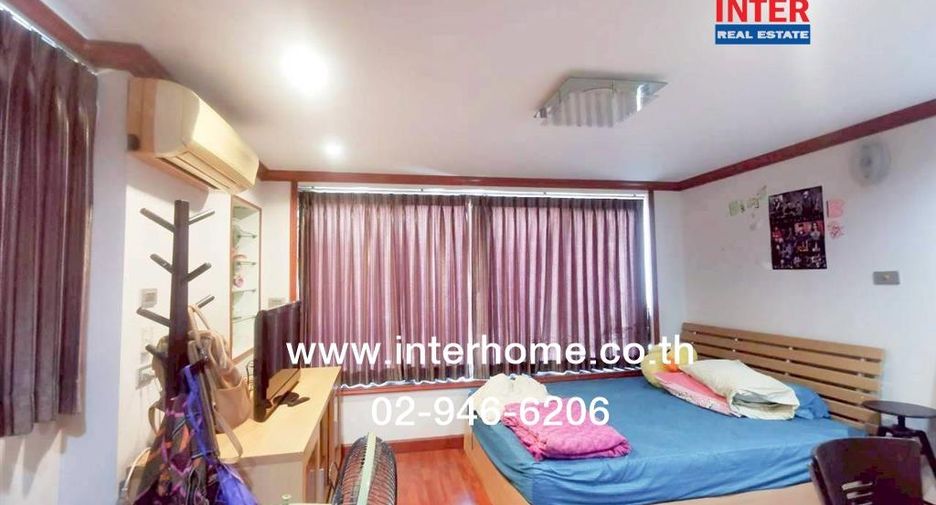 For sale 4 bedrooms warehouse in Pak Kret, Nonthaburi