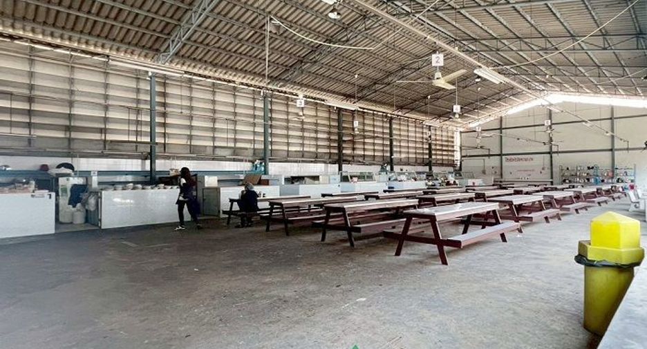 Almacén en alquiler y en venta en Sam Phran, Nakhon Pathom