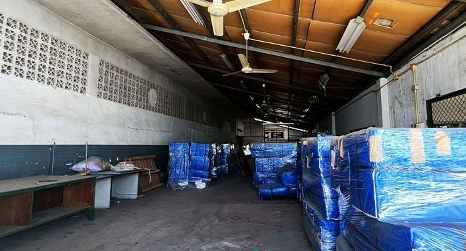 Almacén en alquiler y en venta en Sam Phran, Nakhon Pathom