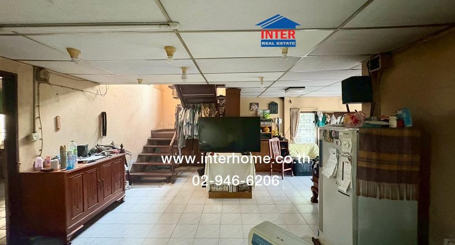 出售 3 卧室 独立屋 在 Lat Phrao, 曼谷