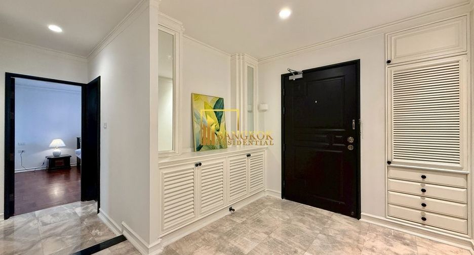 Apartamento en alquiler de 4 habitaciones en Khlong Toei, Bangkok
