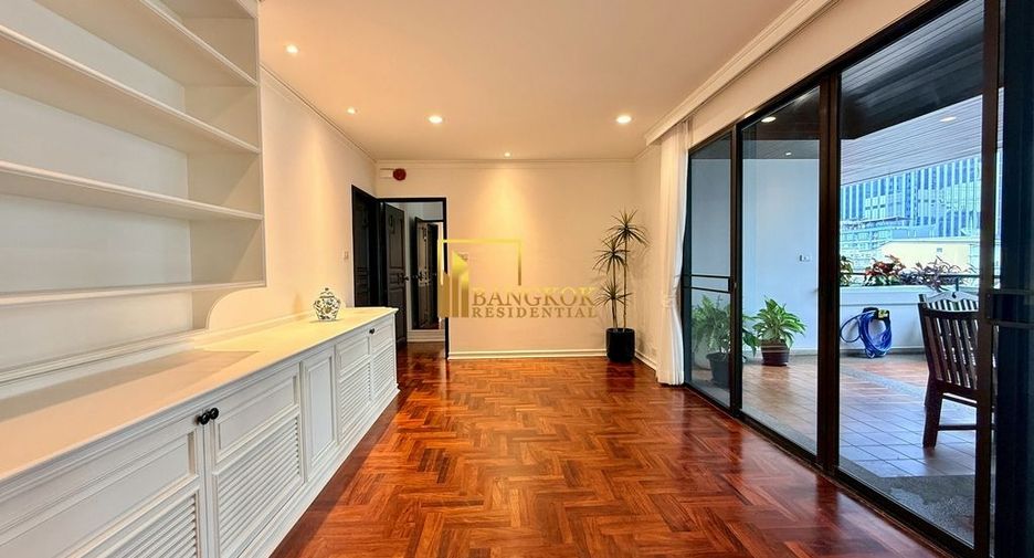 Apartamento en alquiler de 4 habitaciones en Khlong Toei, Bangkok