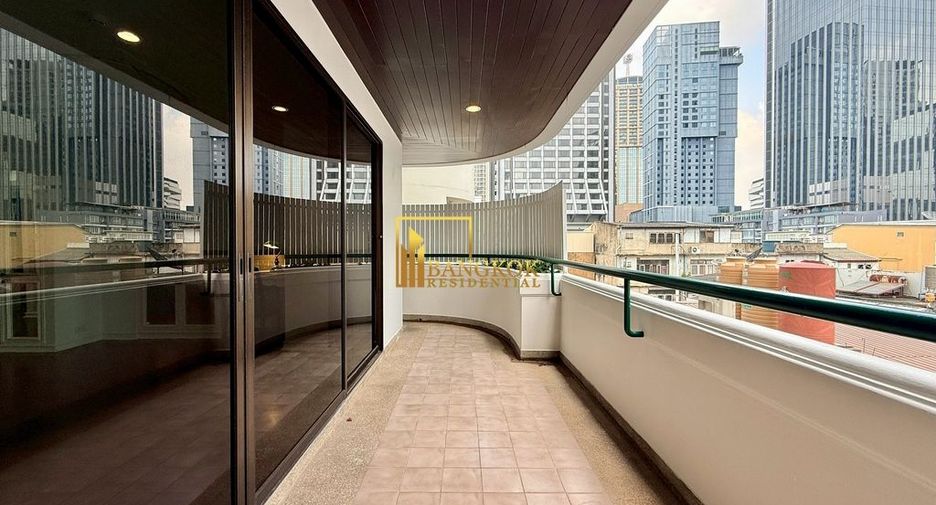 Apartamento en alquiler de 4 habitaciones en Khlong Toei, Bangkok