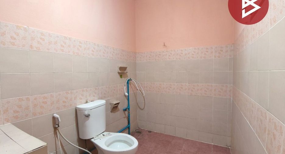 For sale 2 bedrooms townhouse in Lat Krabang, Bangkok