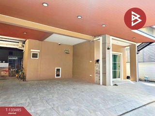 For sale 4 bedrooms house in Mueang Samut Sakhon, Samut Sakhon