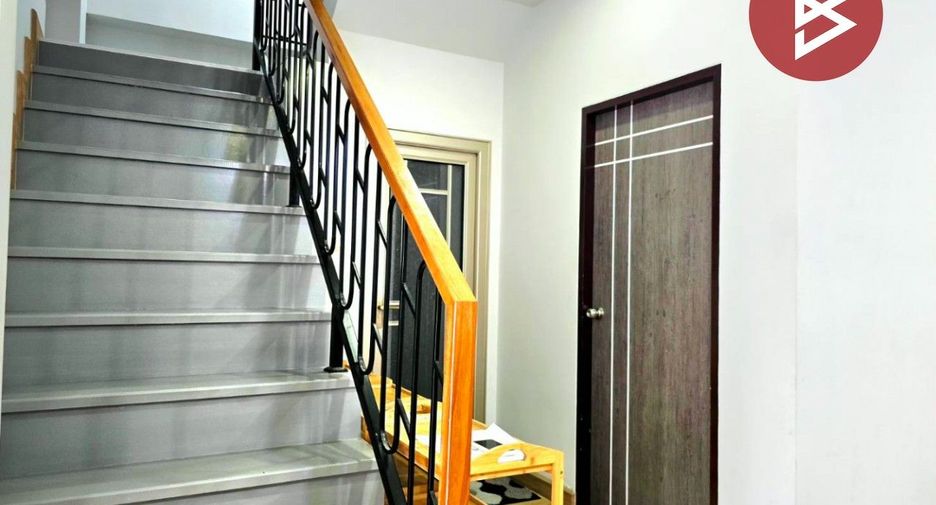 出售 4 卧室 独立屋 在 Mueang Samut Sakhon, Samut Sakhon