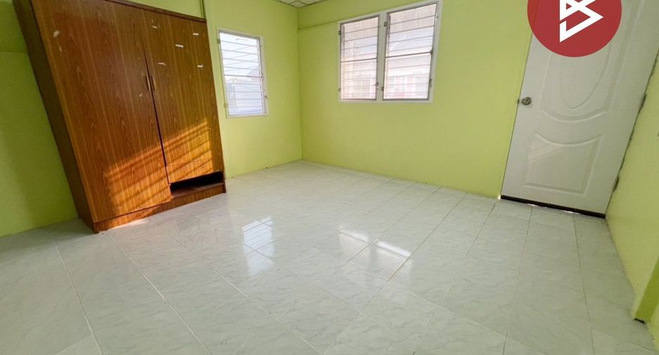 For sale 3 bedrooms townhouse in Bang Sao Thong, Samut Prakan