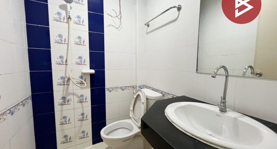 For sale 3 bedrooms townhouse in Bang Sao Thong, Samut Prakan