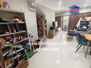 Reihenhaus zum Kauf mit 3 Zimmer in Phasi Charoen, Bangkok
