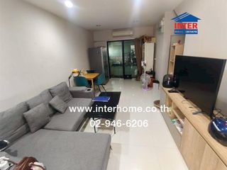 Reihenhaus zum Kauf mit 3 Zimmer in Phasi Charoen, Bangkok