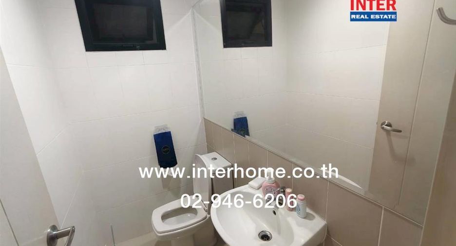 For sale 3 bedrooms townhouse in Phasi Charoen, Bangkok