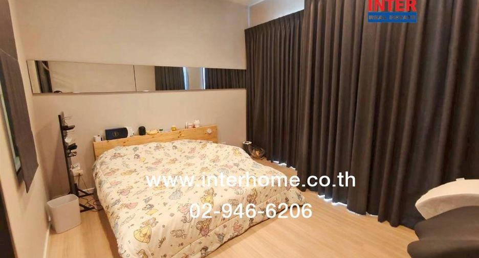 For sale 3 bedrooms townhouse in Phasi Charoen, Bangkok